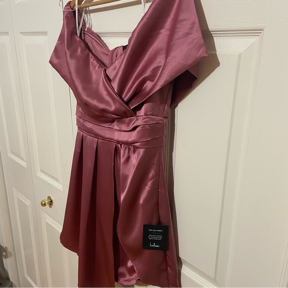 Lulu’s NWT Always Celebrating Mauve Pink Satin Off-the-Shoulder Mini Dress M - Picture 8 of 11